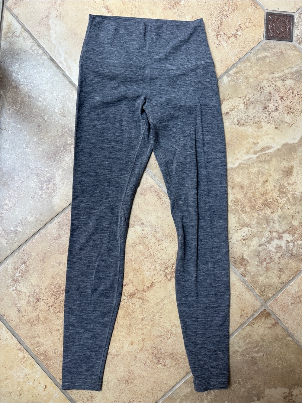 Lululemon Align 28” Heathered Grey Leggings size 6